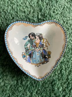 Cute heart shaped dish