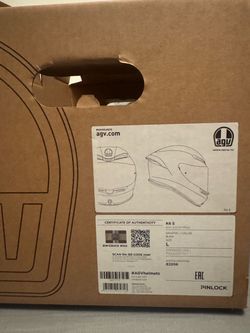 AGV K6s with AGV ARK coms system