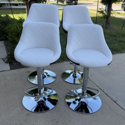 Beautiful Barstools Set Of 4 Black And White Leather 