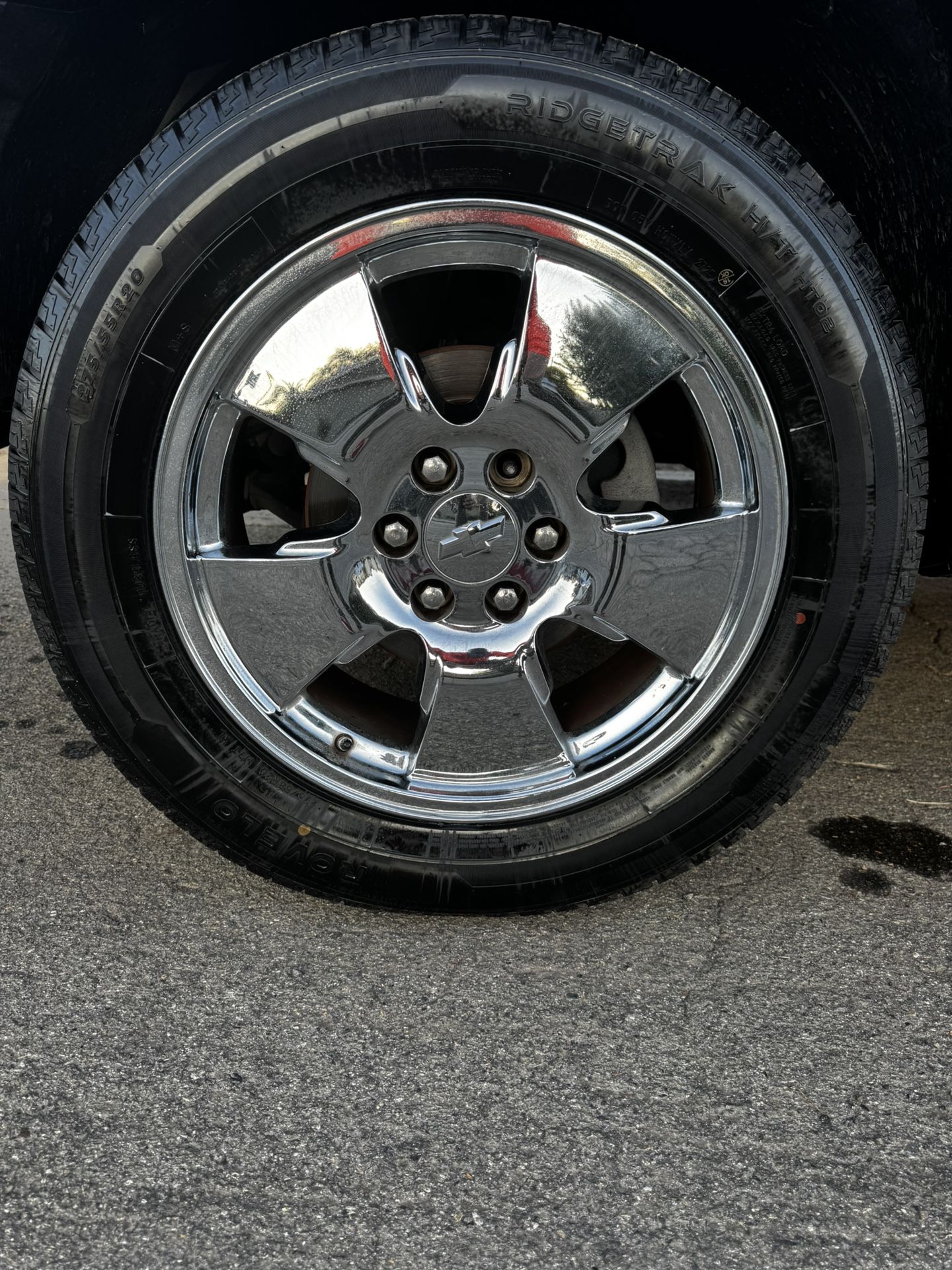Chevy Silverado 18” Chrome Rims + Brand New Tires