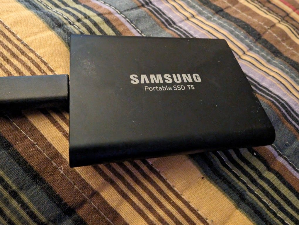 Samsung External SSD 1tb