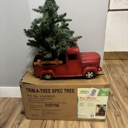 35” Metal Christmas Truck 