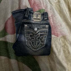 Rock Revivals Size 29 