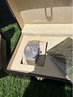 Luxury  Watch
