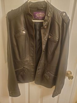 Ladies Black Leather Jacket Size XL Made By Nostalgica  like New Worn 1x