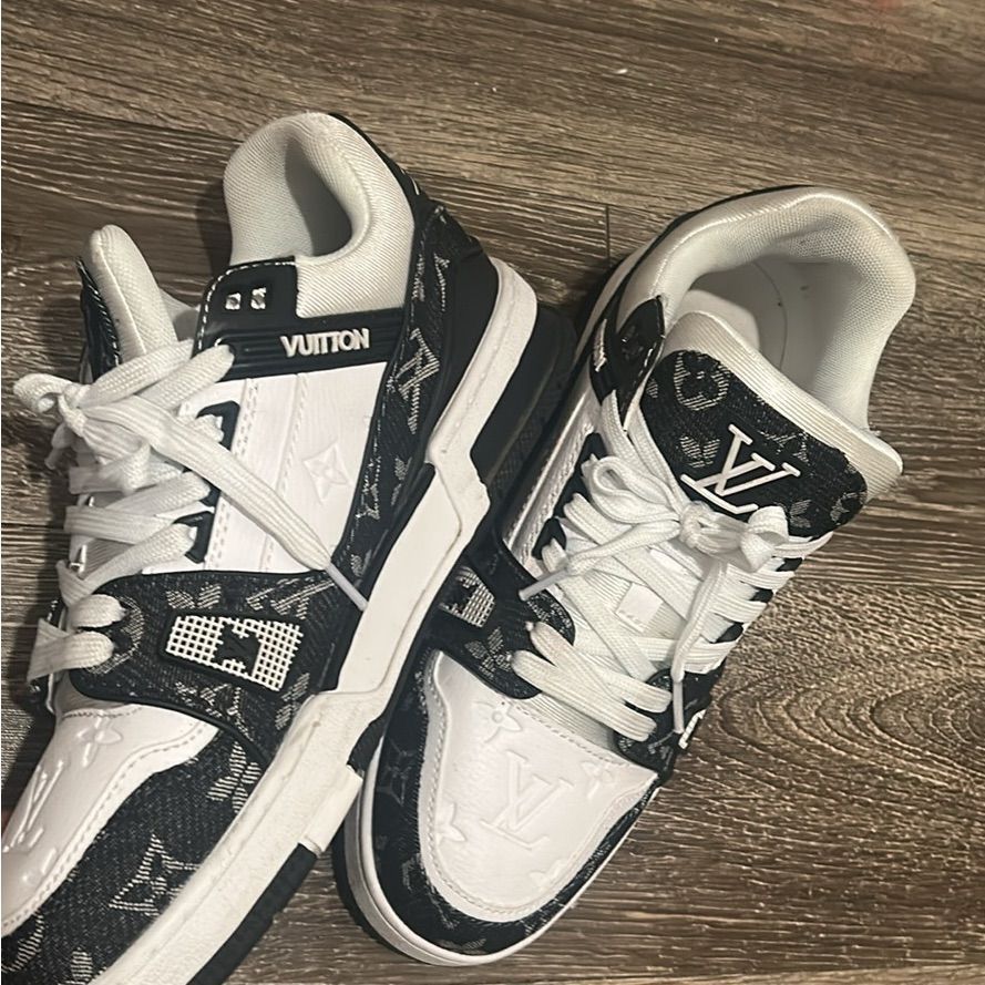 LV