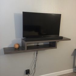 Floating tv stand 