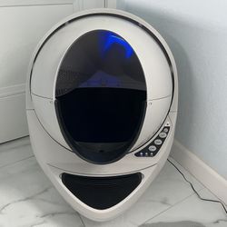 Whisker Litter-Robot 3 Connect - WiFi Enabled Automatic Self-Cleaning Cat Litter Box, White