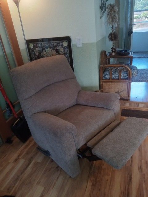 Brand New Ashley Wall Hugger Recliner