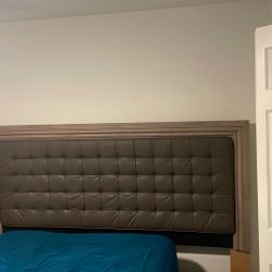 Kind Head Bord For $150