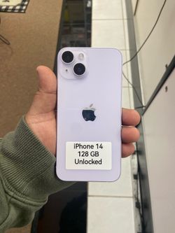 iPhone 14!unlocked. Cash or $50 down w approval