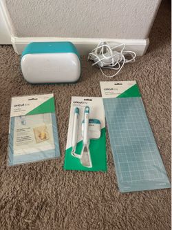 Cricut Joy and Accessories