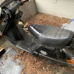 Honda elite Scooter Moped CH80