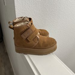 Size 1 Ugg Platform Boots 