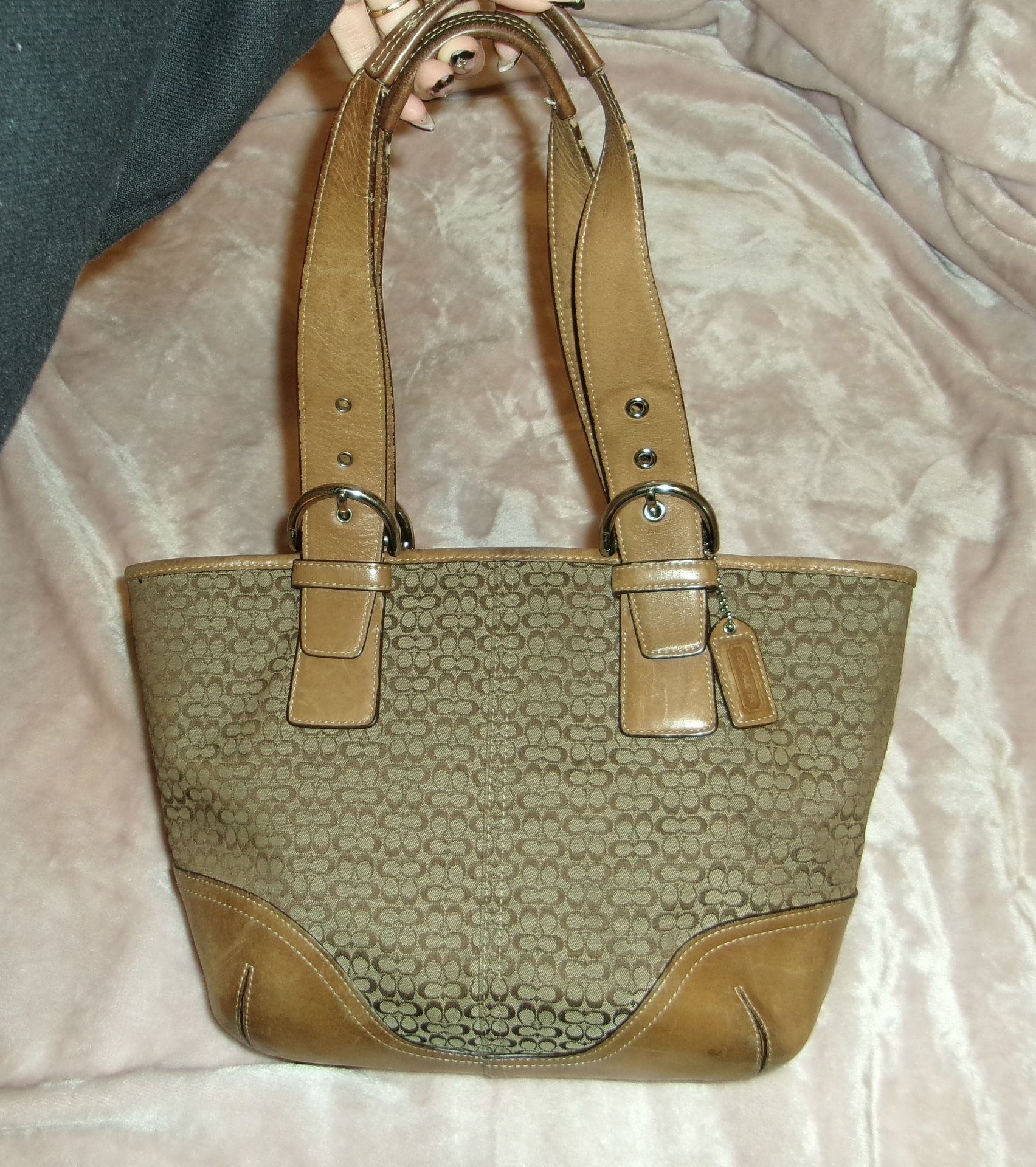 Coach Signature Brown Shoulder Bag / Tote / Purse – Leather Trim – Great Condition