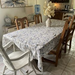 Farmhouse Dining Table And Chairs