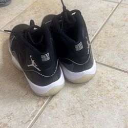 Jordan 11s 