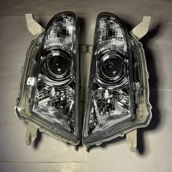 Toyota Highlander Headlight Year 2011-2013