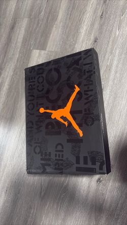 J 3 size 10