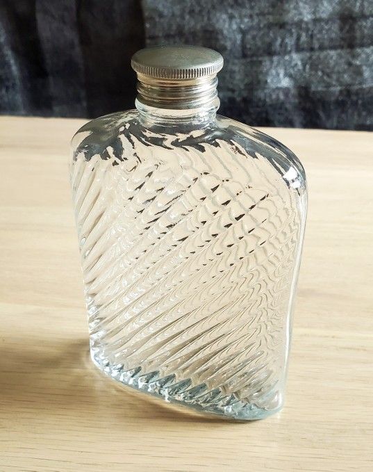 Vintage Glass Hip Flask 1927 by Universal