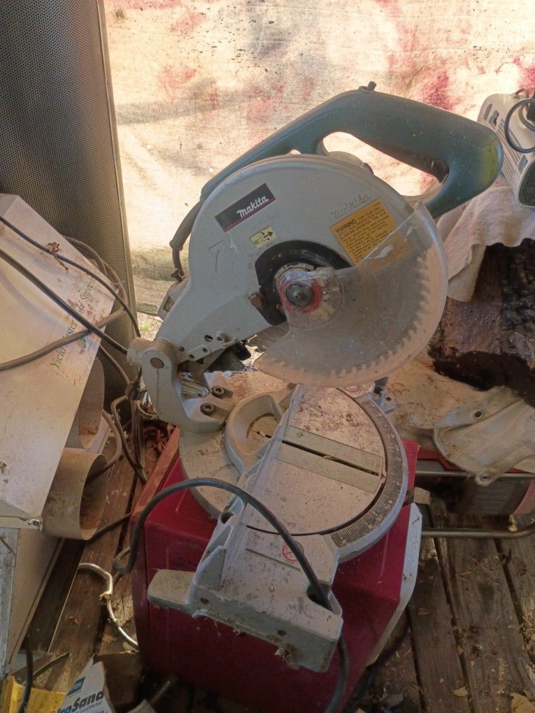 Makita Chop Saw 