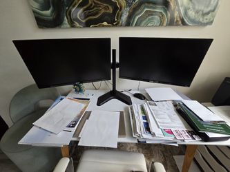 2 Acer Monitors W Stand