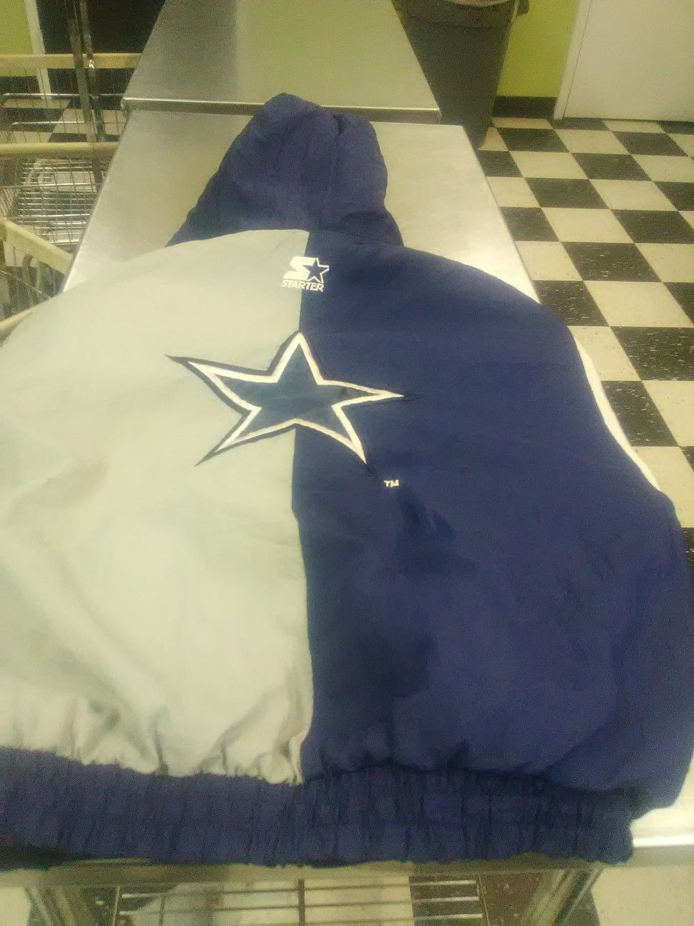 Dallas cowboys Coat Large Size!