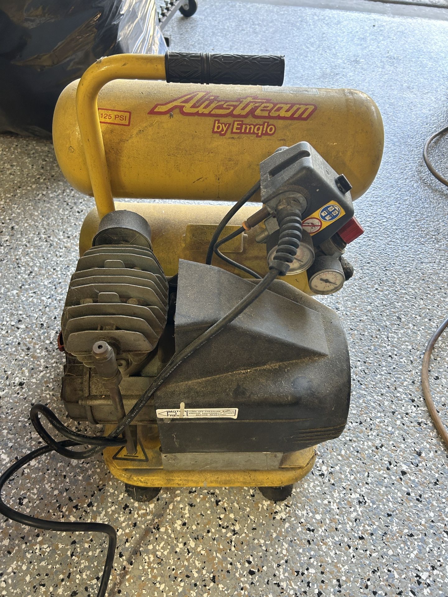 Compressor 4.5 Gallon 