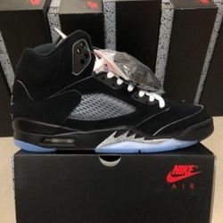 Air Jordan 5 Retro OG Black Metallic Reimagined 7y