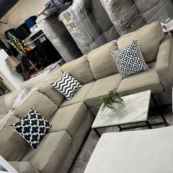 Sectional couch 