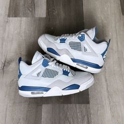 Jordan 4 Military Blue Size 8.5 
