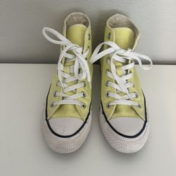 Great Condition/ Converse All Star High Top Sneakers/ Women’s Size 6