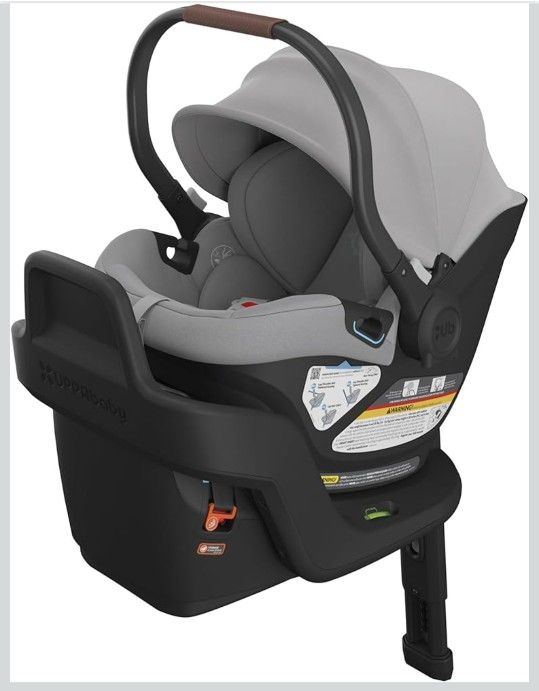 New UPPAbaby Aria Infant Car Seat & Base
