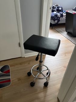 Like New Adjustable leather top bar stool