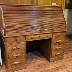 Roll top desk L58” X W31“ H31” $31  $900