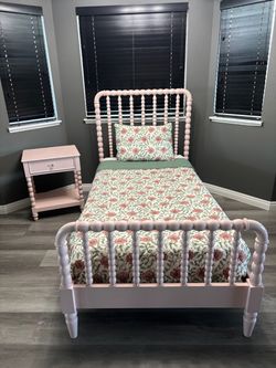 Pink Twin Bed Frame with Mattress/Covers and Matching Nightstand