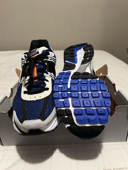 Size 10.5M Nike Zoom Vomero 5 White Racer Blue Black