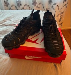 New Nike Air Vapor Max Plus Size 8