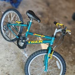 1995 Trek Mountain Lion 60 20" Kids MTB Bike 5 Speed Grip Steel