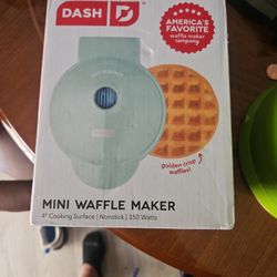 Mini Waffle Maker