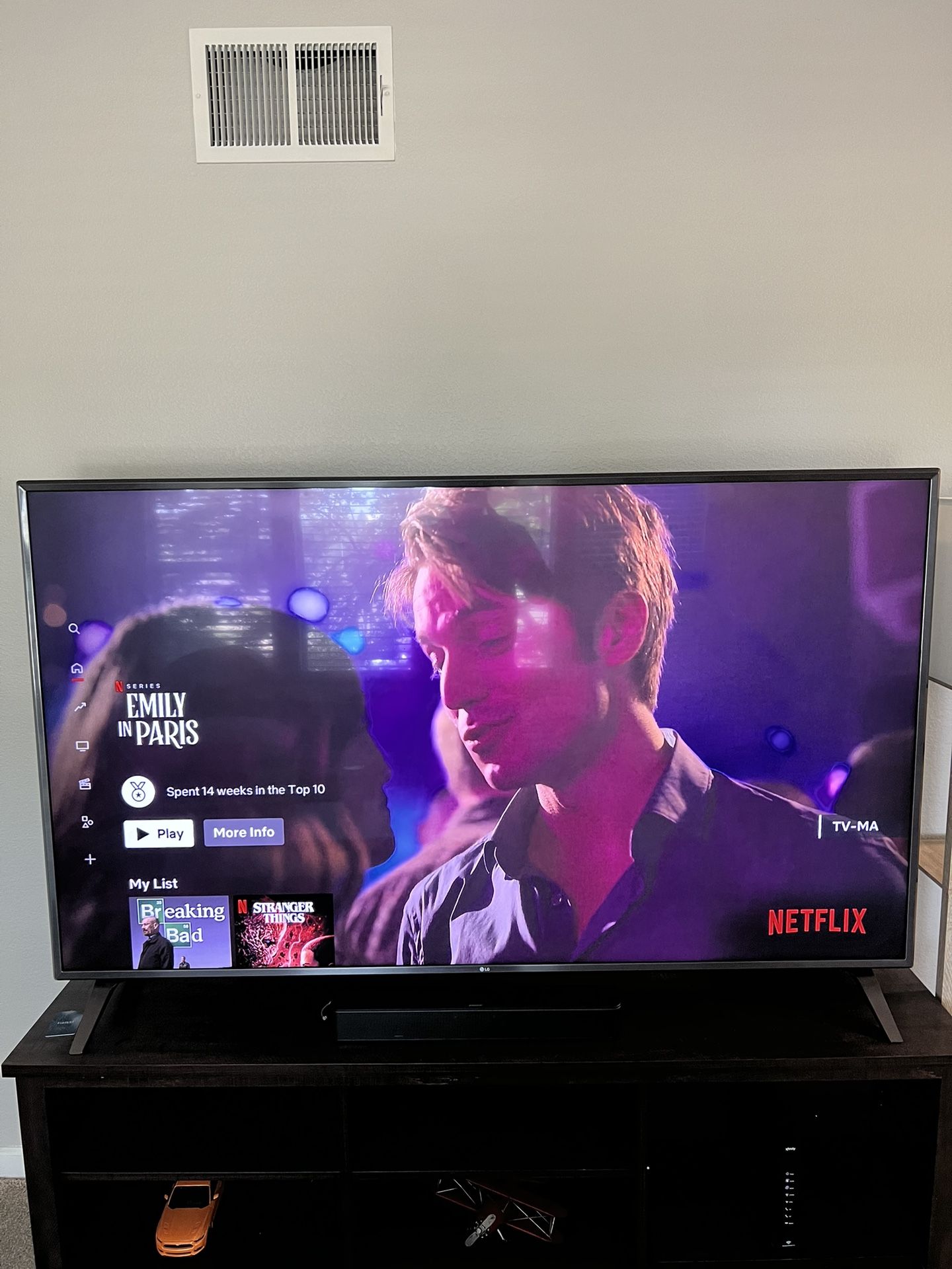 75 Inch LG tv 4K
