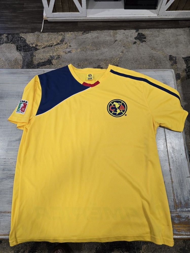 Club America 2010 FMF Official V-Neck Jersey Sz Large Preowned Yellow