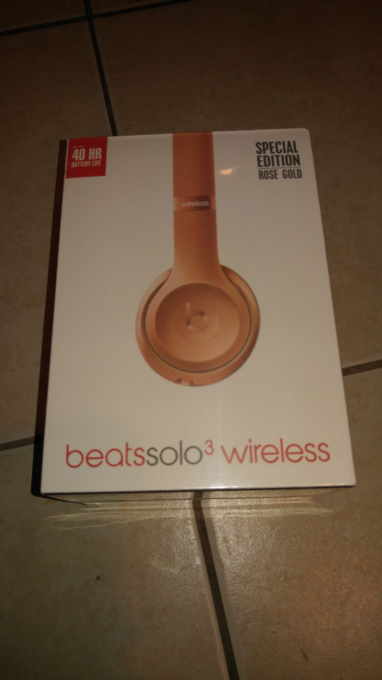 Beats Solo 3 Wireless Rose Gold