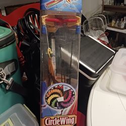 Brand New Ex Larg Family Fun Flying Etc Yard Fun Circle Wing 36inwd 20 Firm Paid 90 