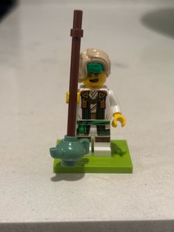 Mini Lego figures