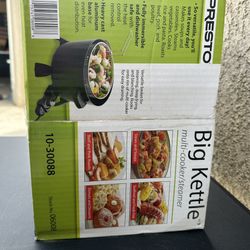 Presto Big Kettle 8 Quarts for Sale in Riverside CA OfferUp