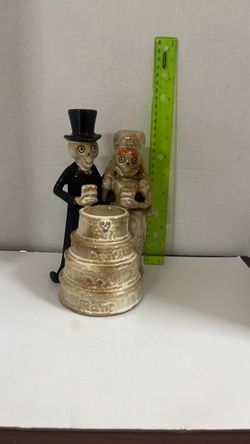 Yankee Candle Halloween Skeleton Wedding Couple Ceramic Figurine