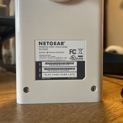Netgear Powerline 2000+ Extra Outlet