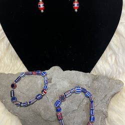 Bracelet and earring set