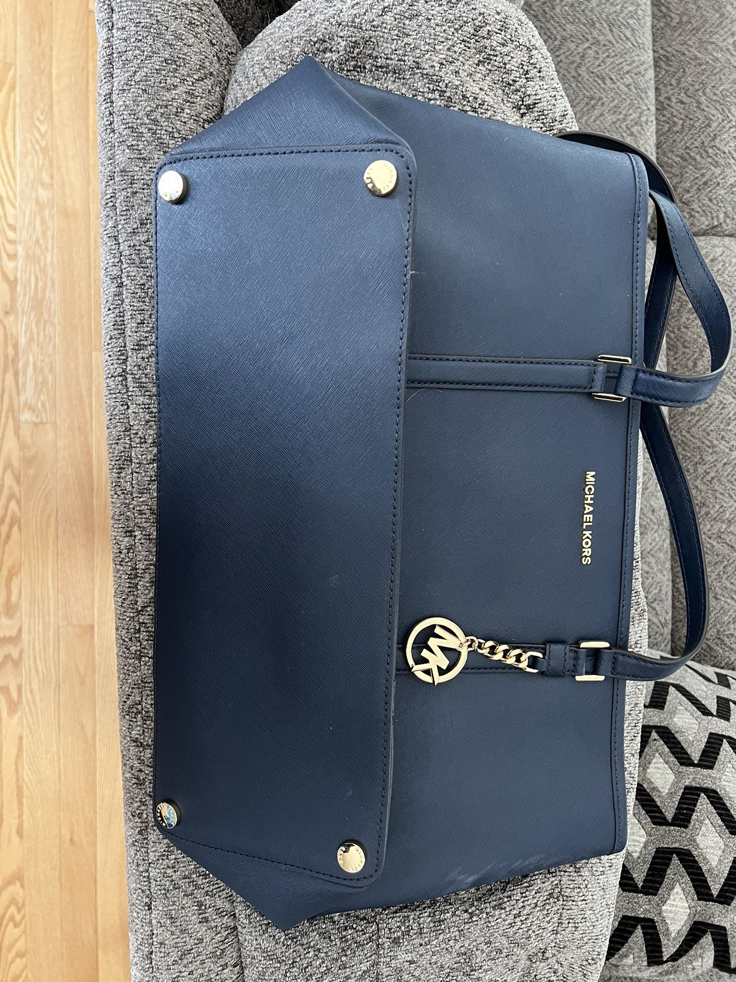 Michael Kors Travel Bag With Wallet